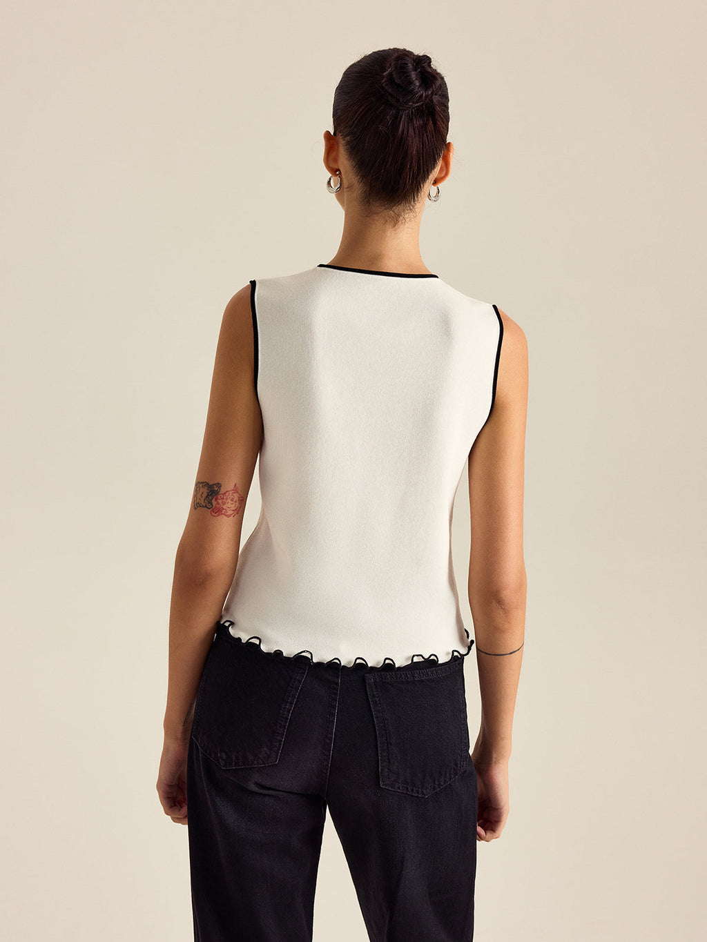 Contrasting Trim Tank Top