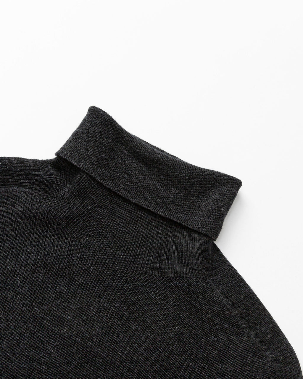 Ossa Knitted Hemp Turtleneck